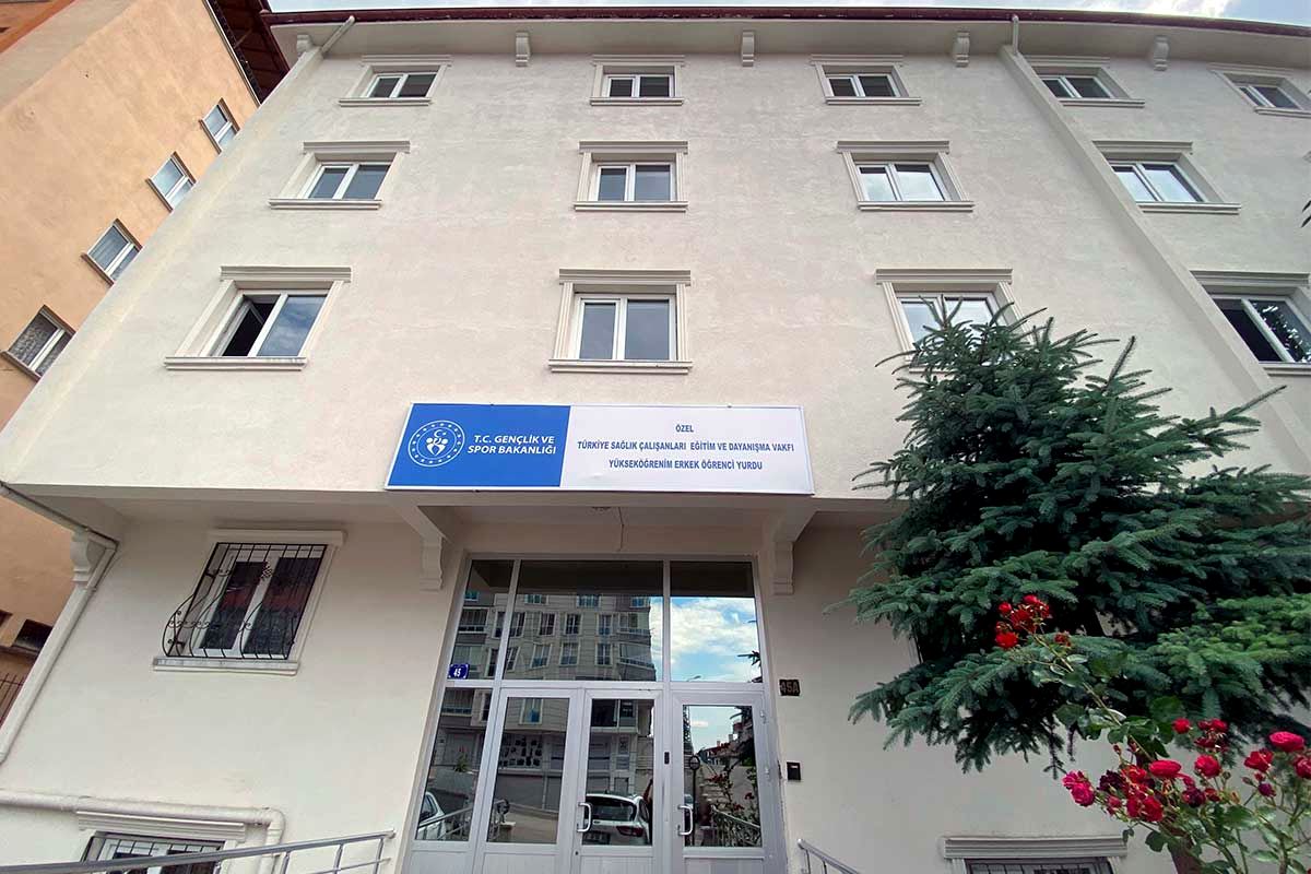 Yurt binası